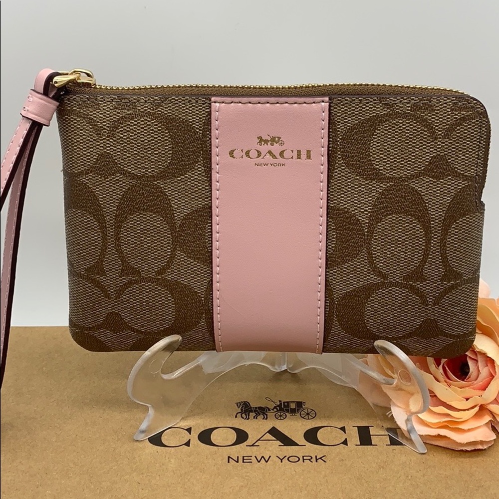 COACH Corner Zip Wristlet In Signature Canvas - Picture 2 of 8